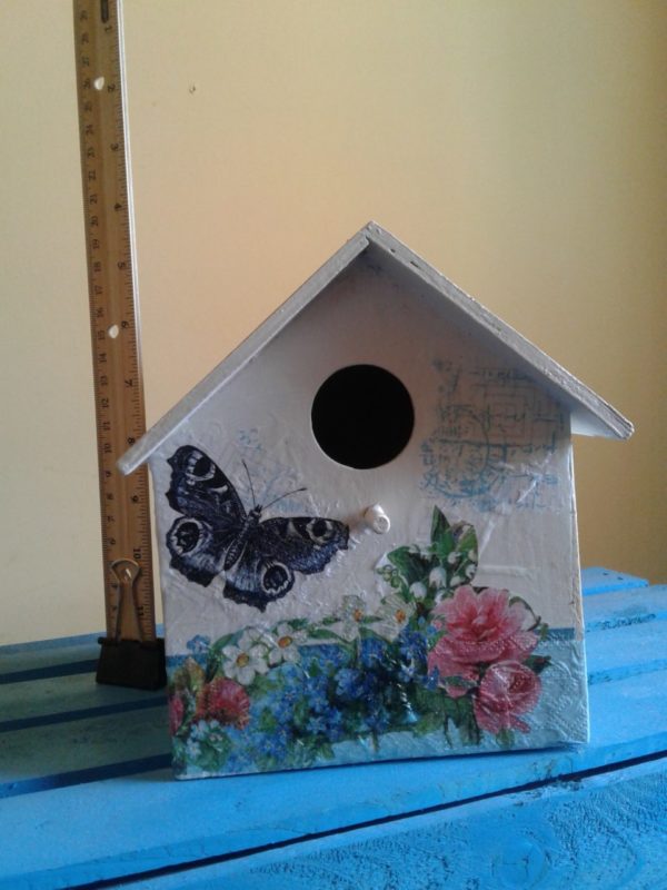 Decorative Wooden Birdhouse