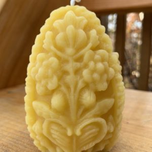 Beeswax Candle – Carved Egg Pillar