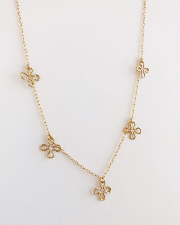 Flower Charm Collar Necklace