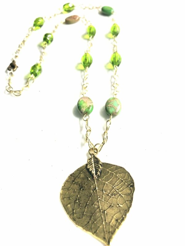 Women’s fall leaf necklace