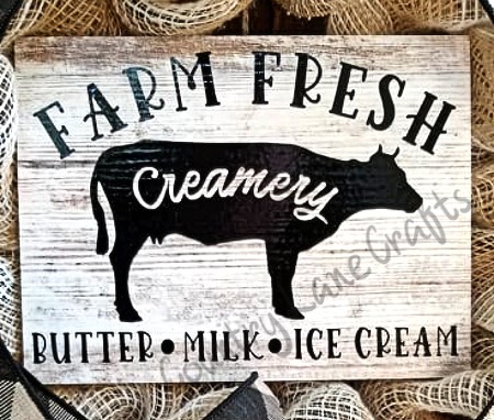 Farm Fresh Creamery Farm House Cow Wreath