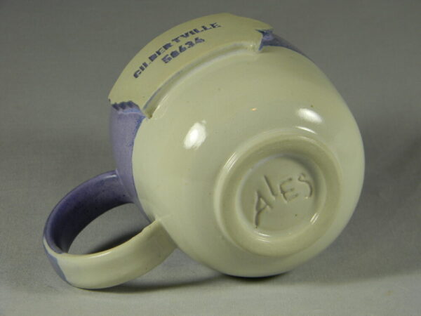 Gilbertville Mug (Violet & White)