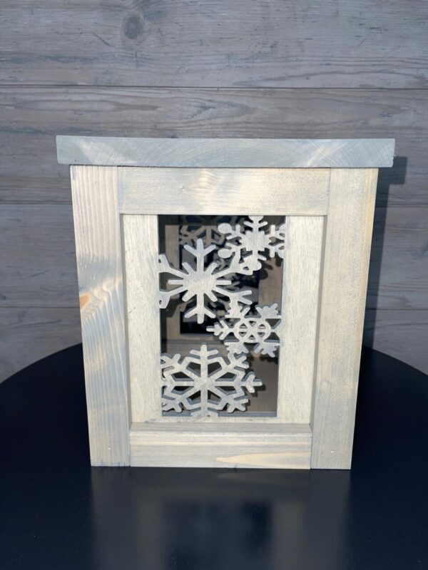4 Sided Snowflake Lantern with Remote Controlled LED Light