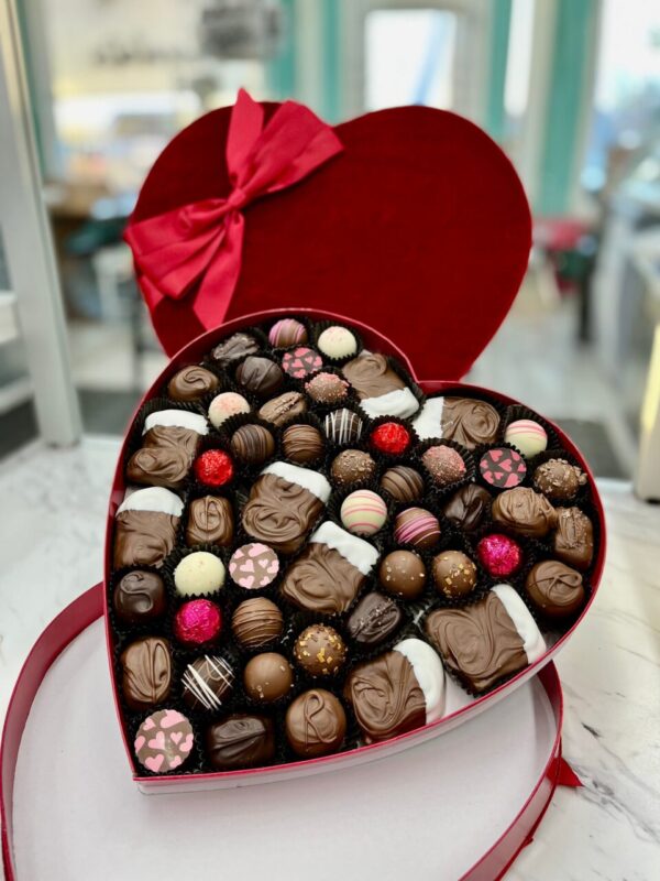 3 Pound Valentine Assorted Chocolate Box