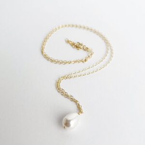 White Pearl Teardrop Pendant Necklace