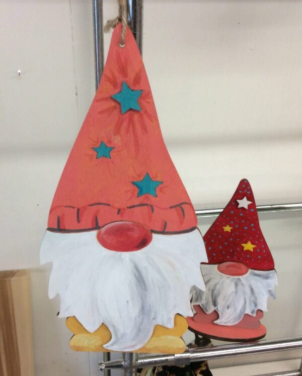 Handcrafted Gnomes Set of 2 RL001
