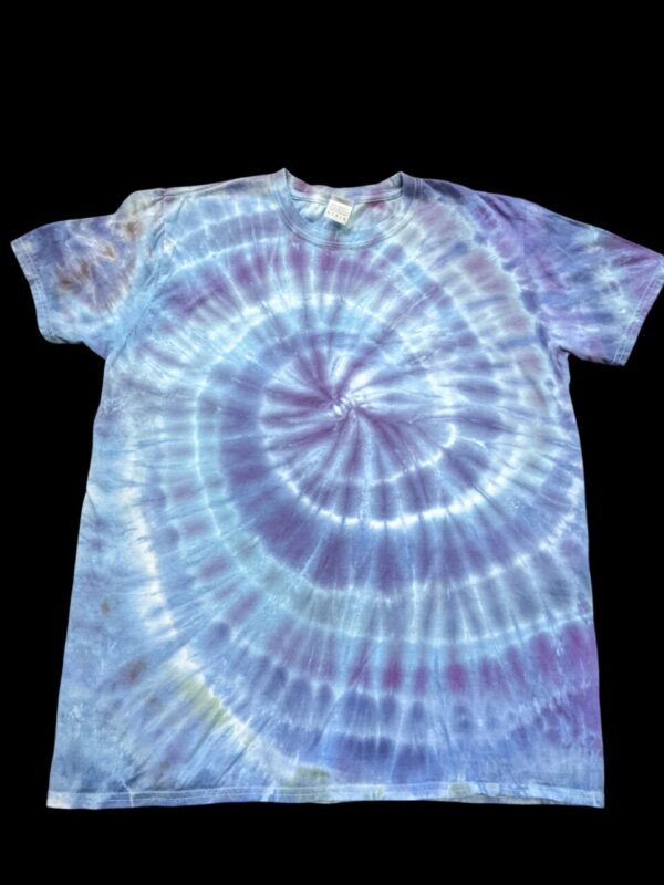 *Ready to Ship* Shades of Blue Spiral Tie-Dye T-shirt