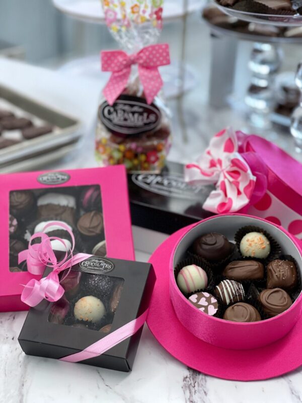 Mother’s Day Polka Dot Hat Box