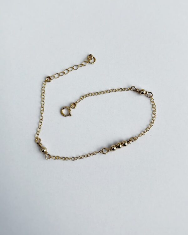 Wire-Wrapped Bead Bracelet