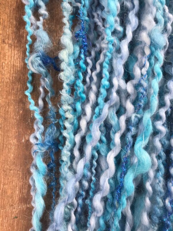 Ocean Waves bulky yarn, 20 yards