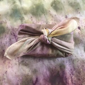 Tarot wrap – burgundy and green, naturally dyed