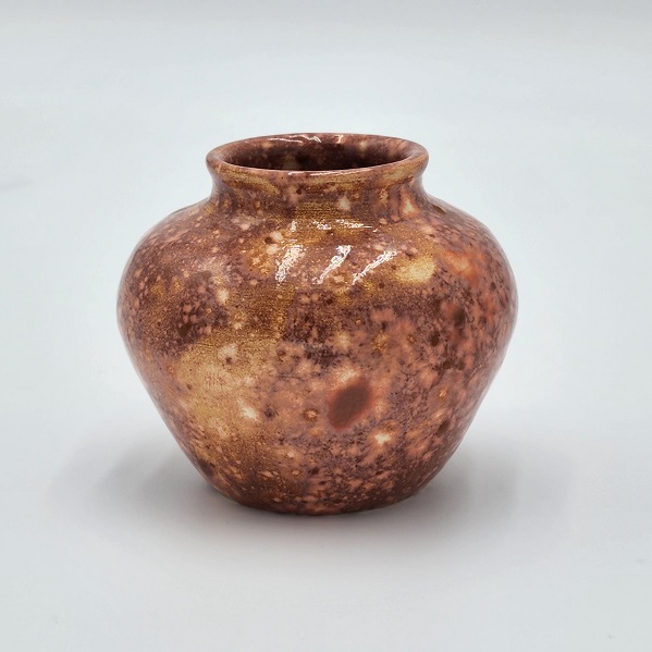 Small Pot by Emily Hiner
