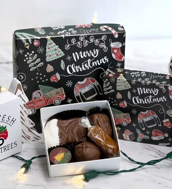 Cozy Christmas – Deluxe Assortment Christmas Gift Box 2022
