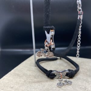 Suede Bracelet – Full Link & Charm