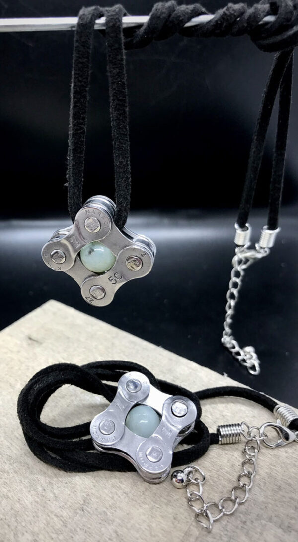 Suede Bike Chain Necklace – Amazonite