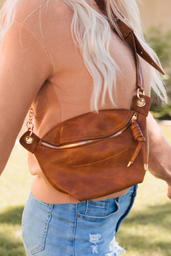 Brown Adjustable Strap Zipper Crossbody Bag