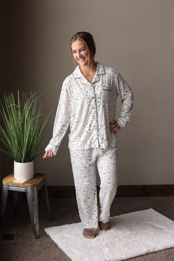 White Leopard Print Long Sleeve Pajama Lounge Set