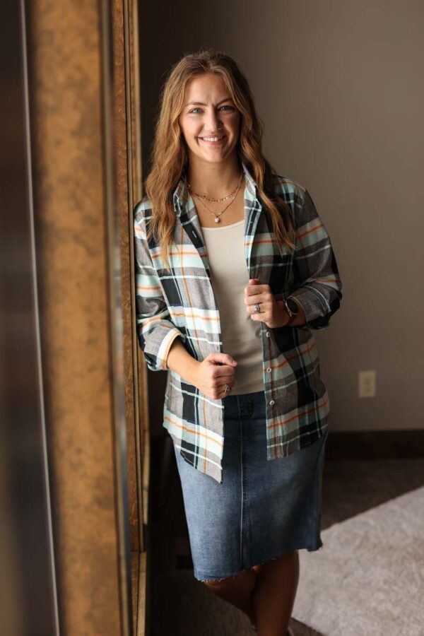 Black Navy Teal Plaid Button Up Shirt • Lg
