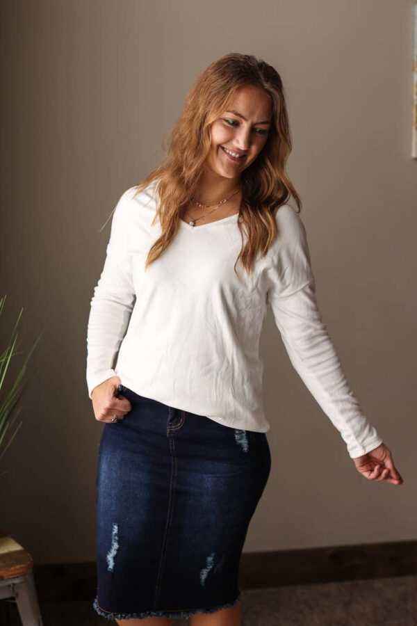 White V-Neck Long Sleeve Top • S-2XL PLUS