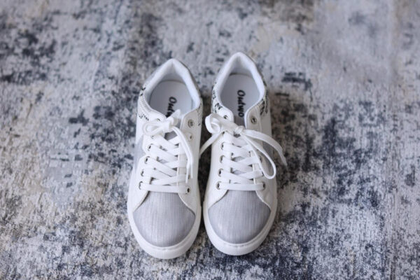 White Sneaker Star Detail Black Snake Print Shoes • 7-11