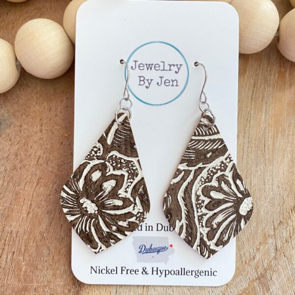 Cream & Brown Tooled Elegant Teardrop