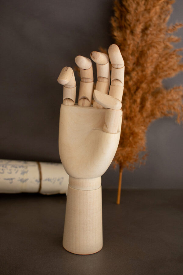 Wooden hand artists’ mannequin
