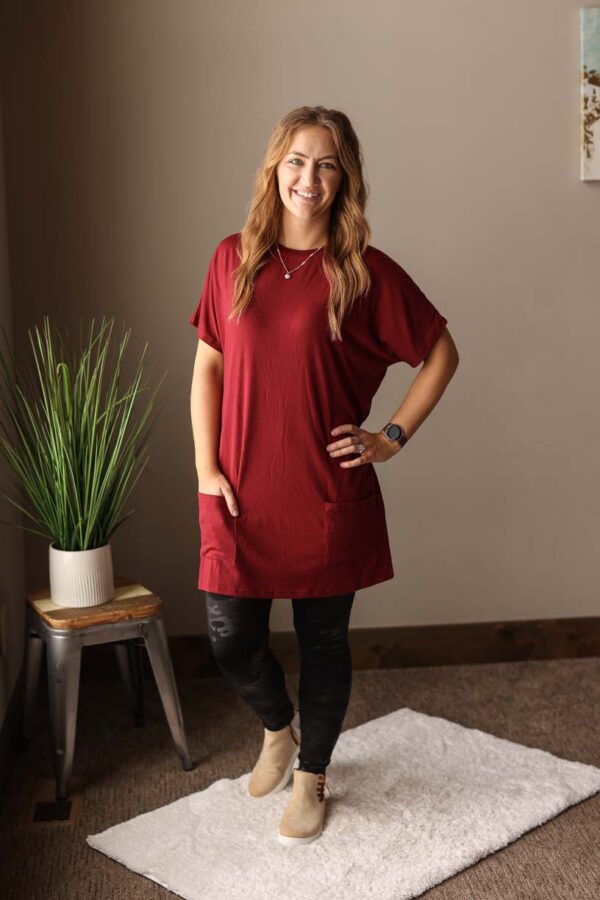 Red Relaxed Pocket Style Short Sleeve Top • S-2XL PLUS