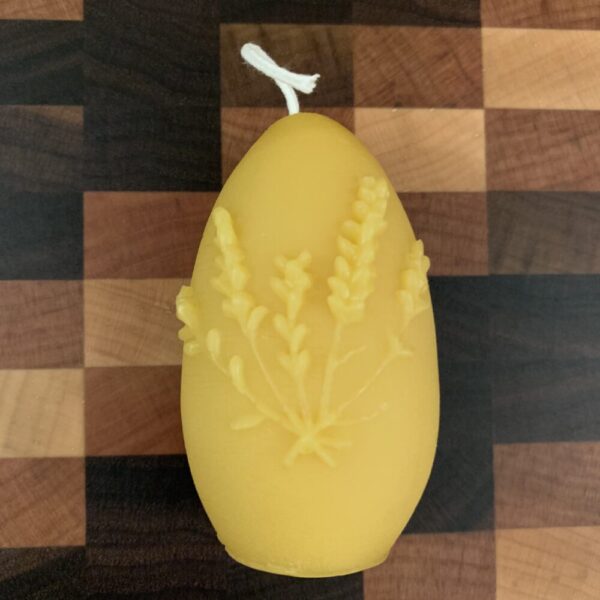 Beeswax Candle – Lavender Embossed Egg