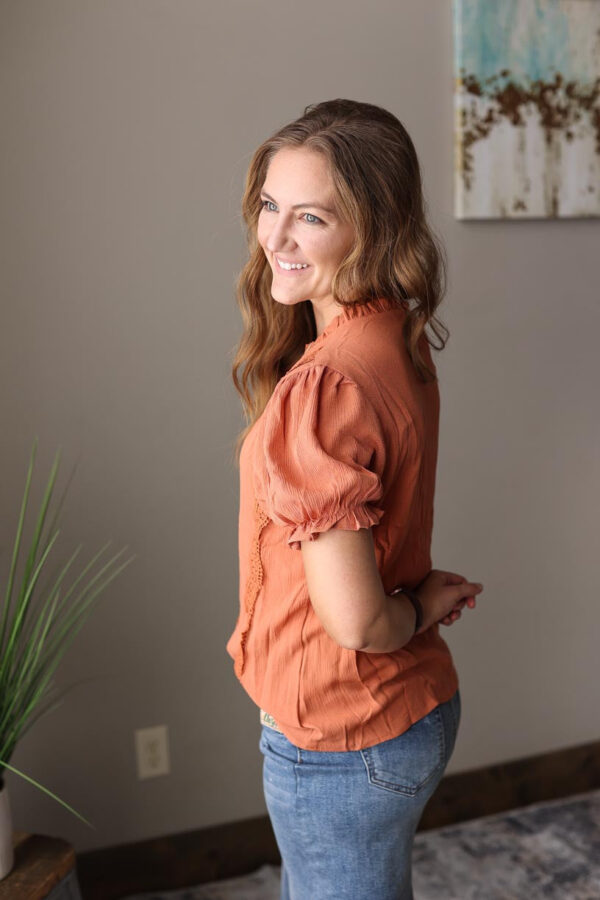 Rust Crochet Accent Puff Short Sleeve Top