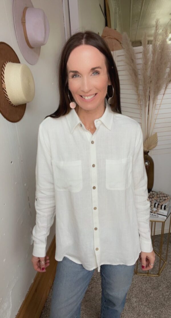 Stacey’s Linen Button Down