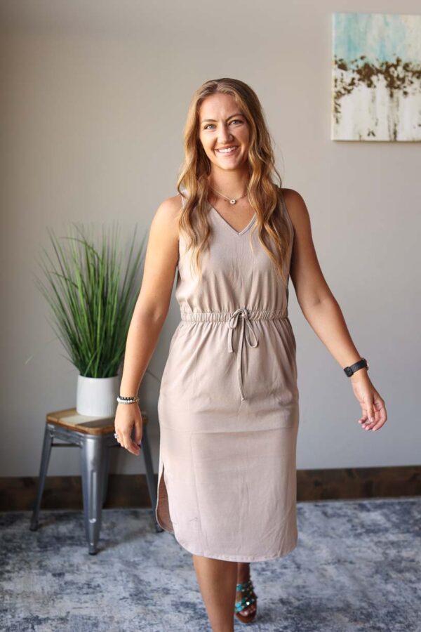 Ash Mocha Sleeveless Midi Dress