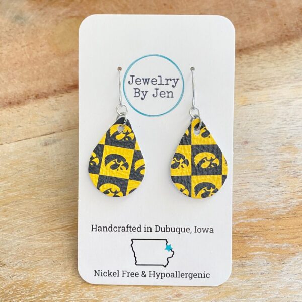 Iowa Hawkeyes Checkerboard Small Teardrop Leather Earrings