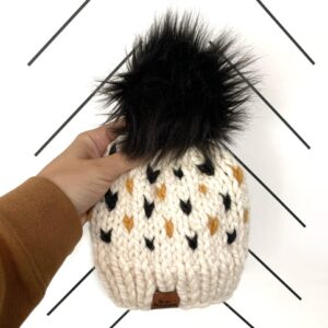3-6 month Baby Happe Hearts | Off White + Obsidian + Mustard Black Pom