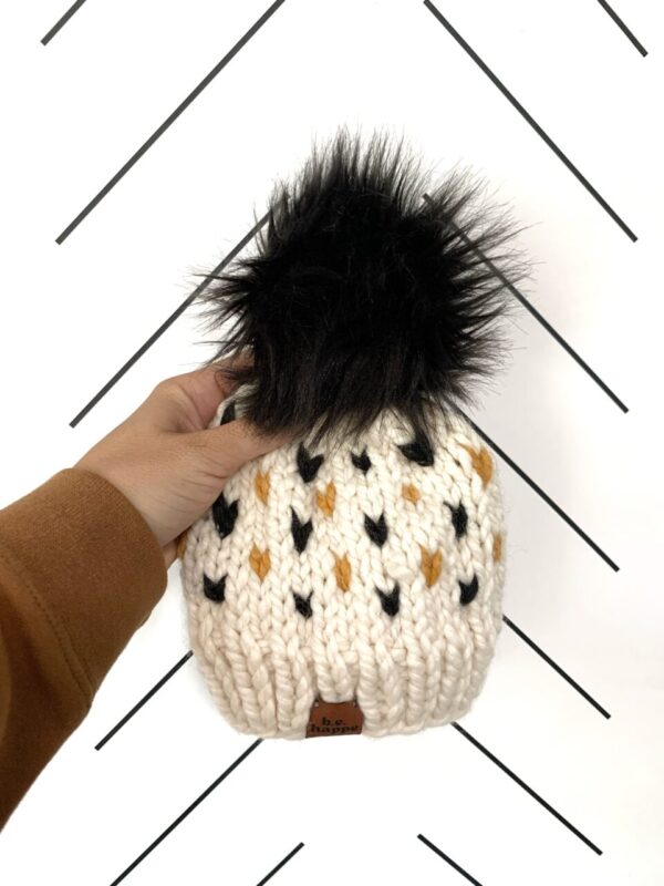 3-6 month Baby Happe Hearts | Off White + Obsidian + Mustard Black Pom