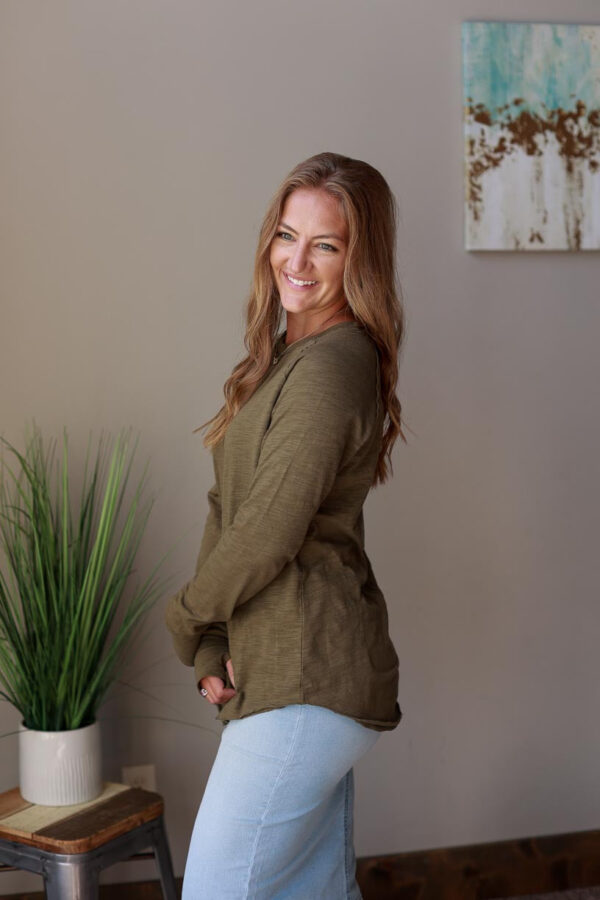Green Crewneck Long Sleeve Top