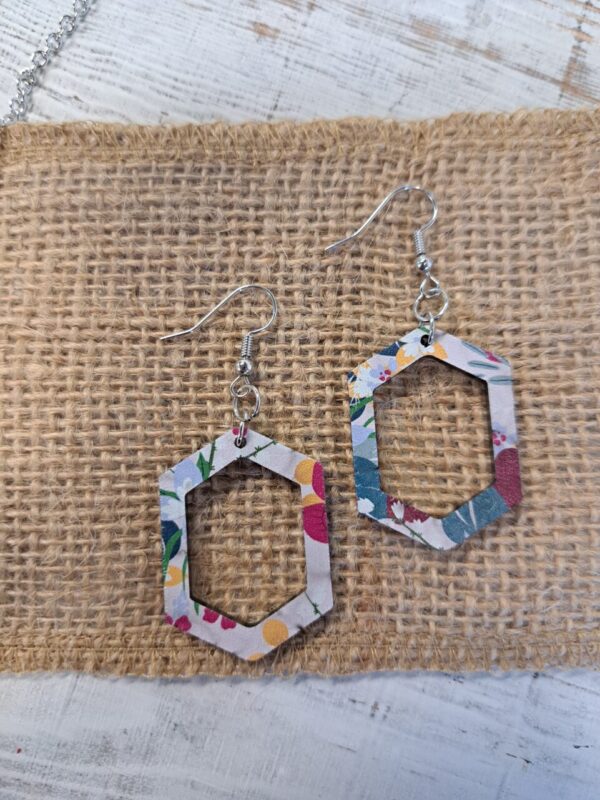 Floral Earring-Necklace Set