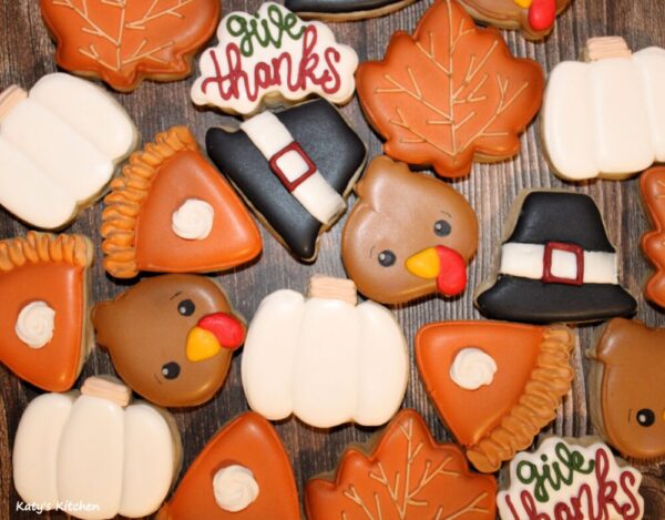 Pre-Order: 1 Dozen Decorated Mini Sugar Cookies – Thanksgiving Themed