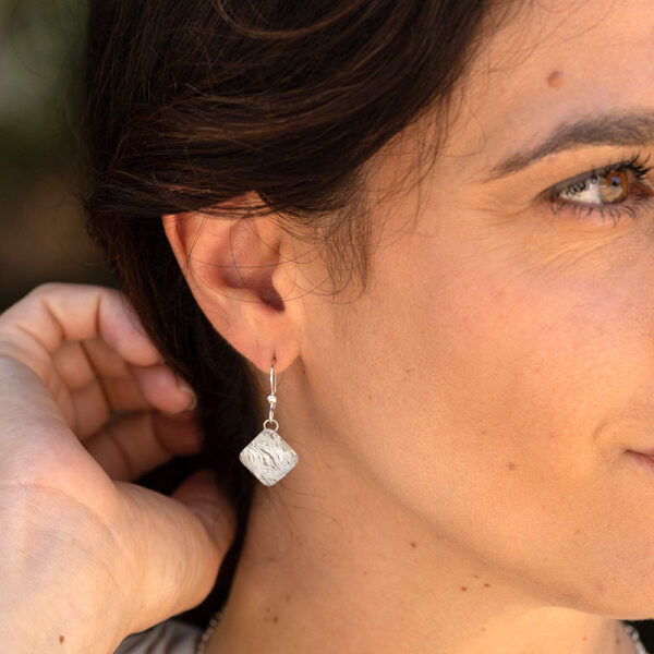 AS SEEN ON Netflix’s Chambers: Silver Pyramid Shaped Earrings Featuring Handwoven Metal Fabric and Glass