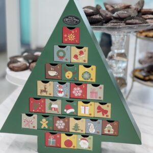 Advent Christmas Tree Calendar – Heirloom Decoration with 24 truffles