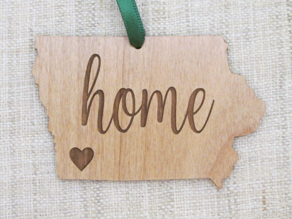 Iowa Wood Ornament – State of Iowa Shaped Ornament – Choose Your City or Town