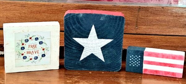 Set of 3 wood patriotic decor pieces