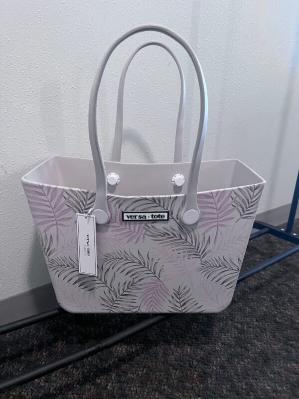 Classic Large Versa Tote