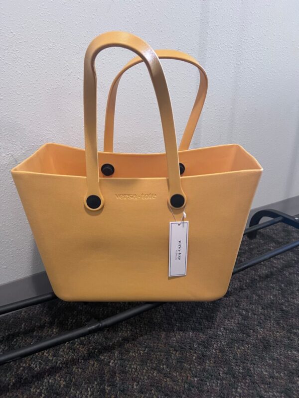 Classic Large Versa Tote