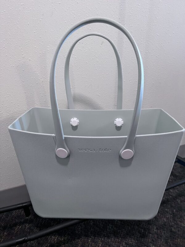 Classic Large Versa Tote