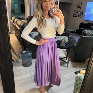 Love Is Alive Skirt – Dark Violet