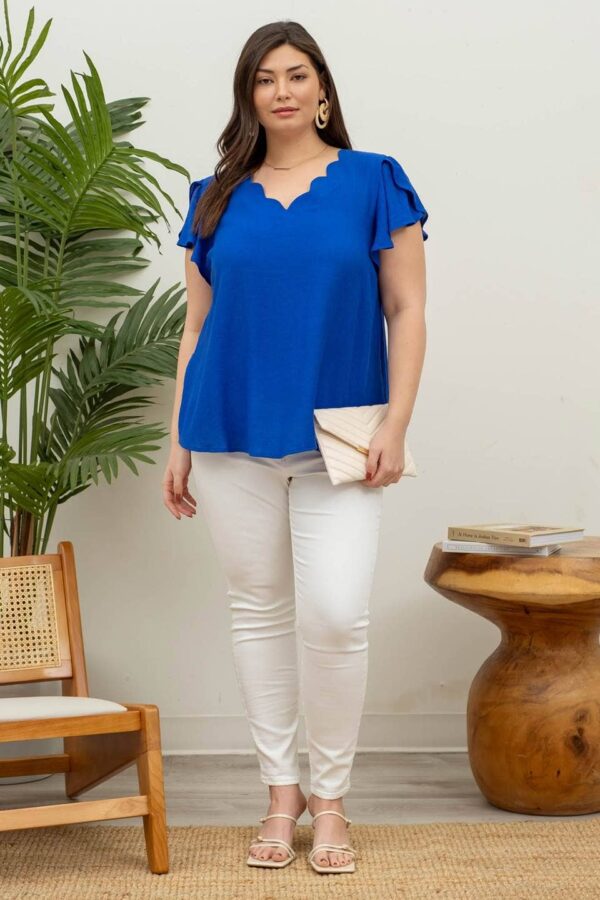 Riley’s Plus Scalloped Blouse