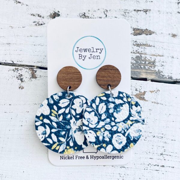 Wood Stud Earring: Navy Floral