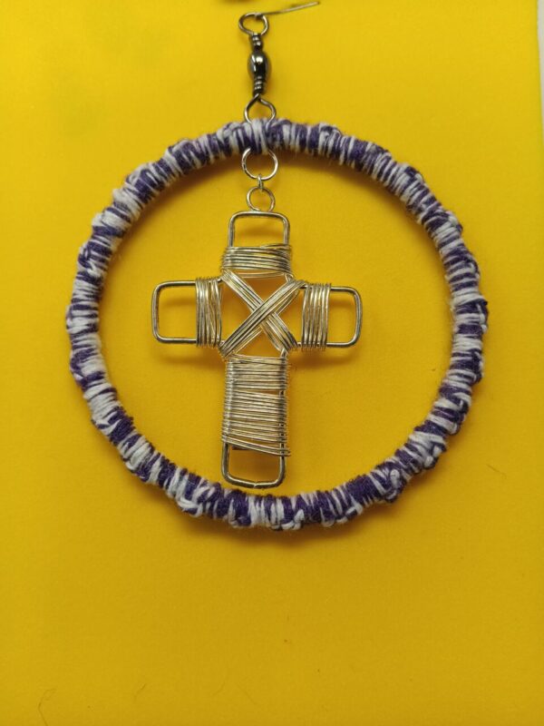 Silver wire wrap cross