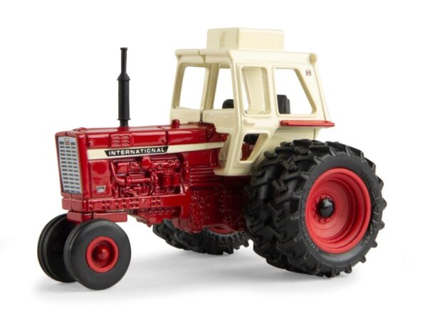 Ertl 1:64 die cast International Farmall 856 Tractor