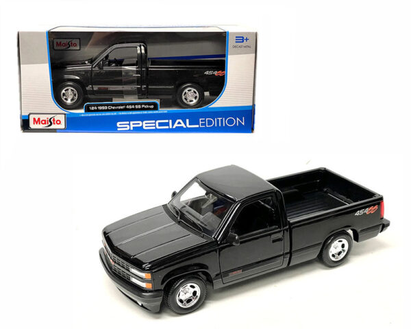 Maisto 1:24 die cast 1993 Chevy 454SS Pickup Truck Black